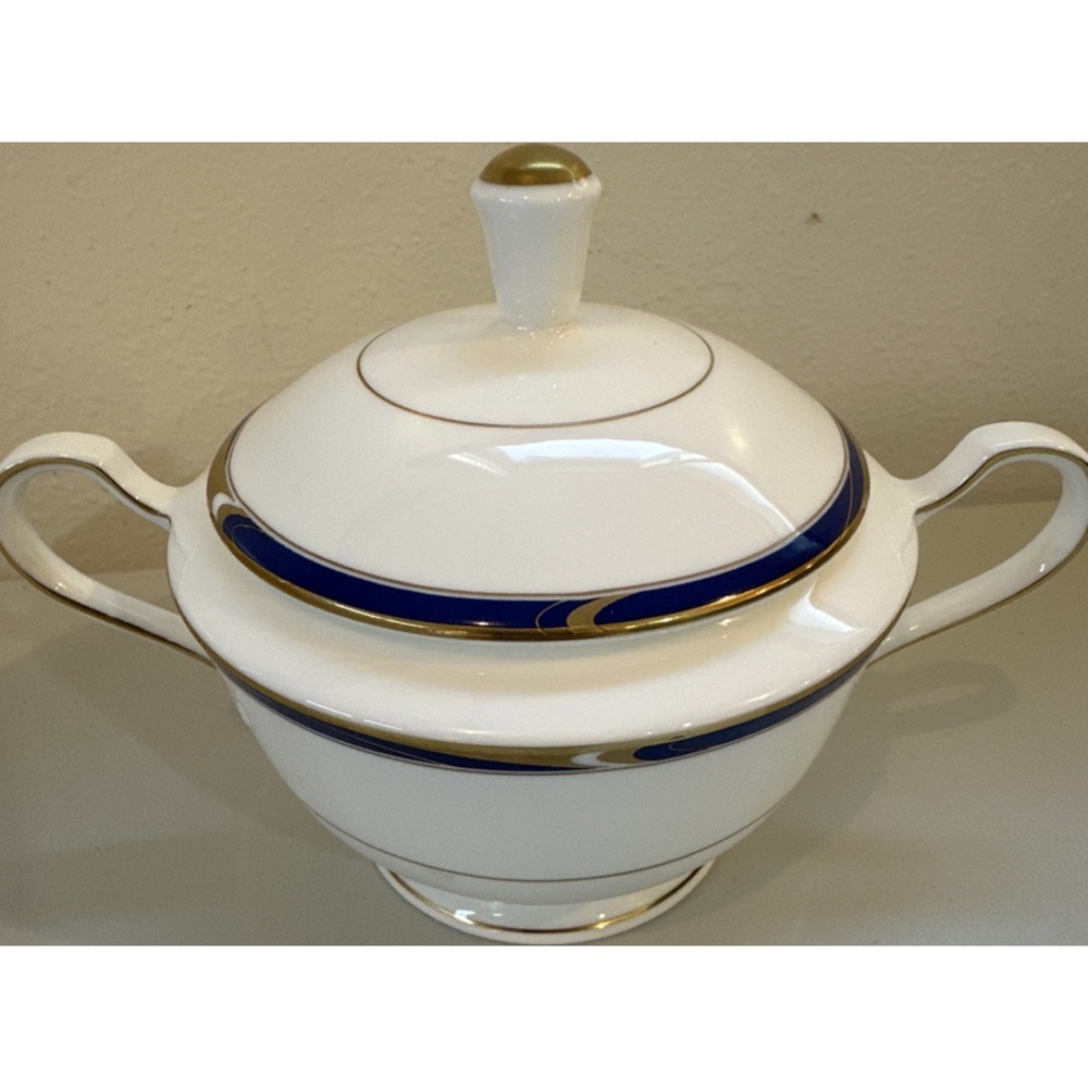 Mikasa Academy Lapis CAH23 Bone China Sugar Bowl with Lid Cobalt Blue Gold Japan